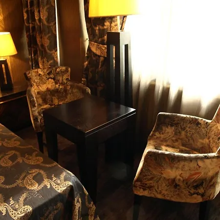 Bononia 3* ווידין